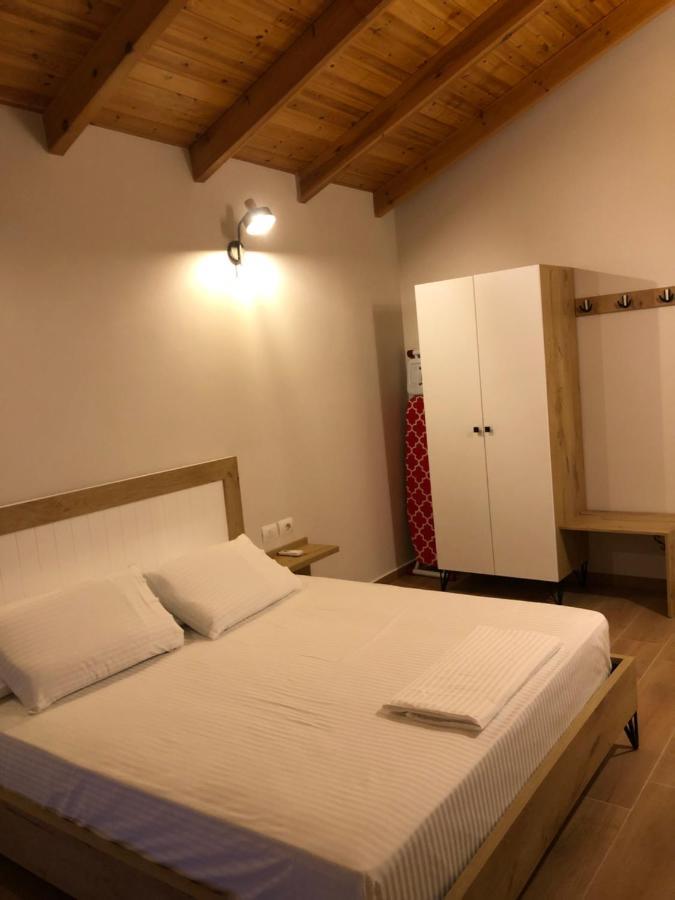 Amazing Familiar Apartments And Rooms Sarandë エクステリア 写真