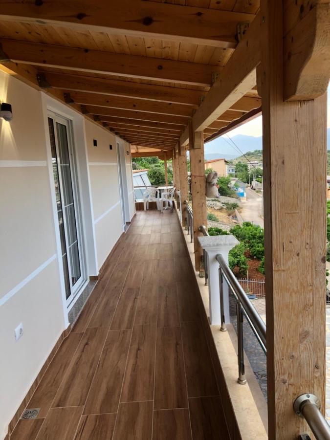 Amazing Familiar Apartments And Rooms Sarandë エクステリア 写真