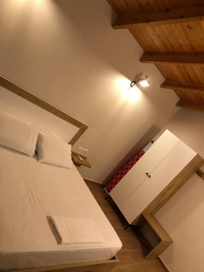 Amazing Familiar Apartments And Rooms Sarandë エクステリア 写真
