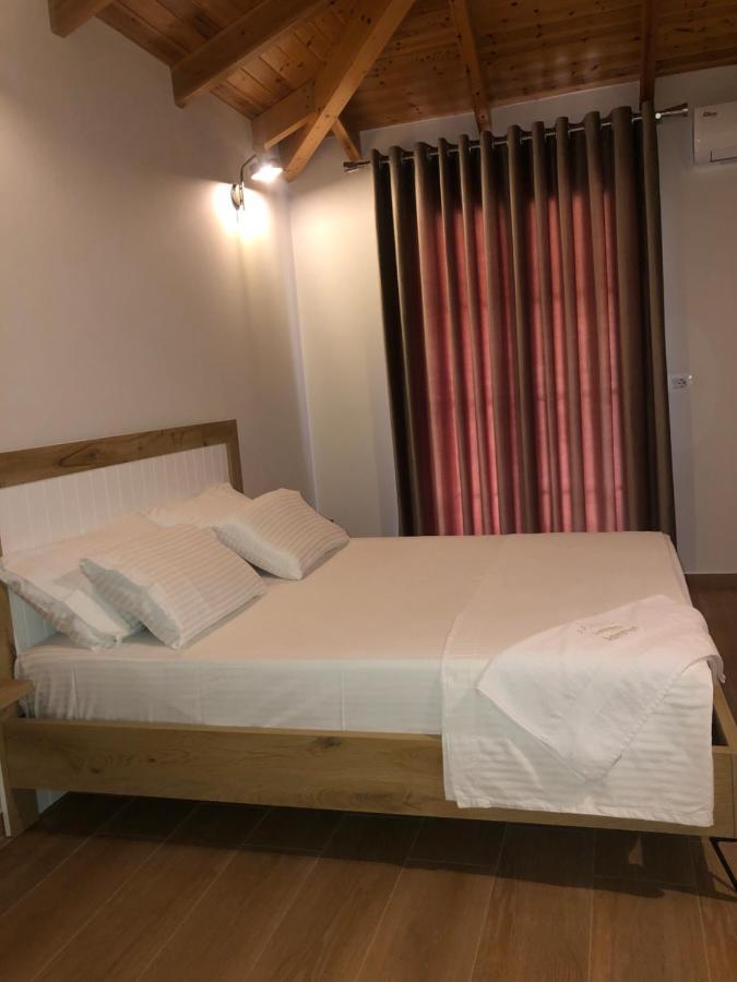 Amazing Familiar Apartments And Rooms Sarandë エクステリア 写真