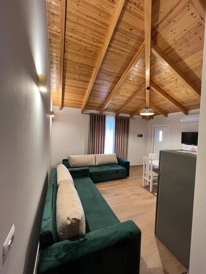 Amazing Familiar Apartments And Rooms Sarandë エクステリア 写真