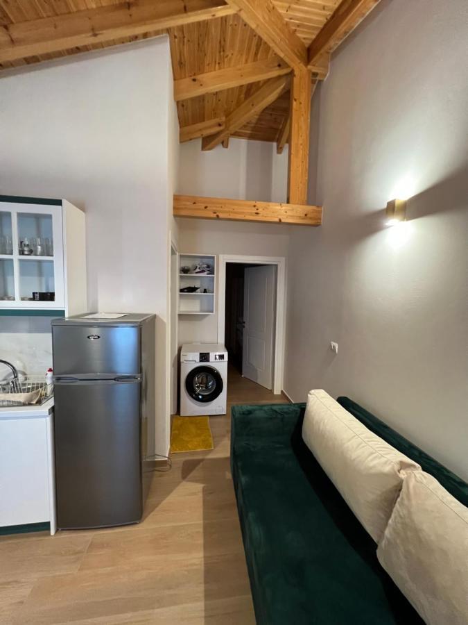 Amazing Familiar Apartments And Rooms Sarandë エクステリア 写真