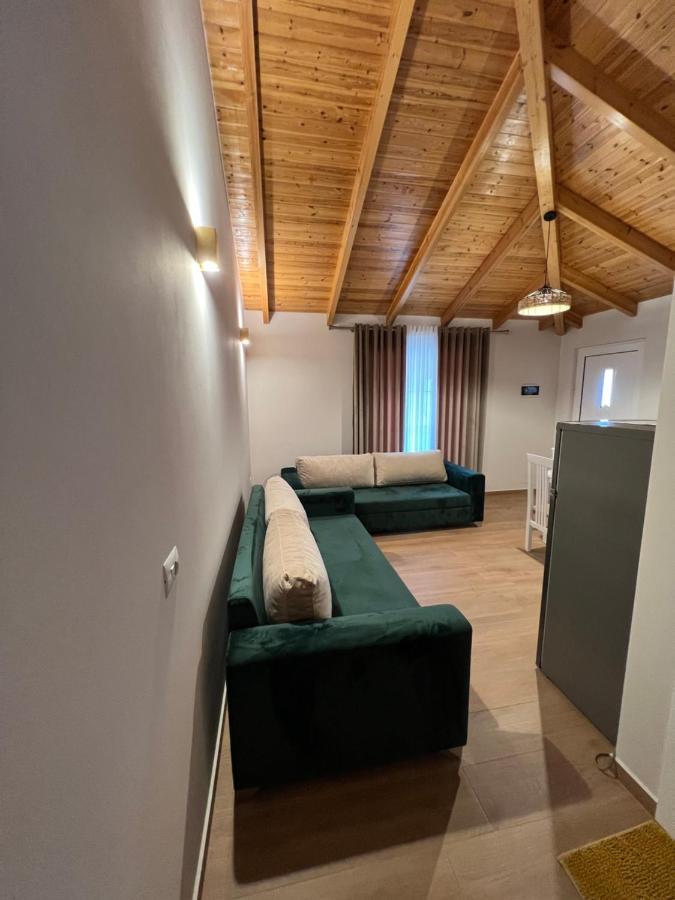 Amazing Familiar Apartments And Rooms Sarandë エクステリア 写真