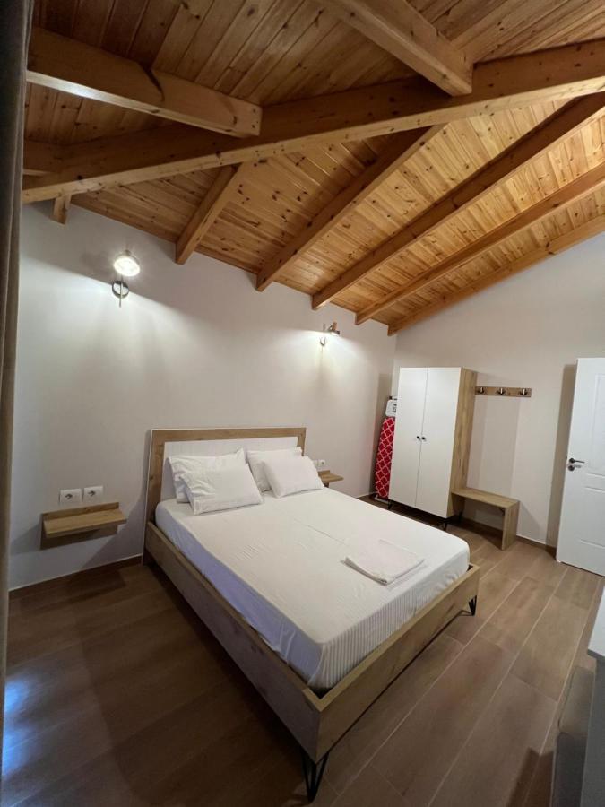 Amazing Familiar Apartments And Rooms Sarandë エクステリア 写真