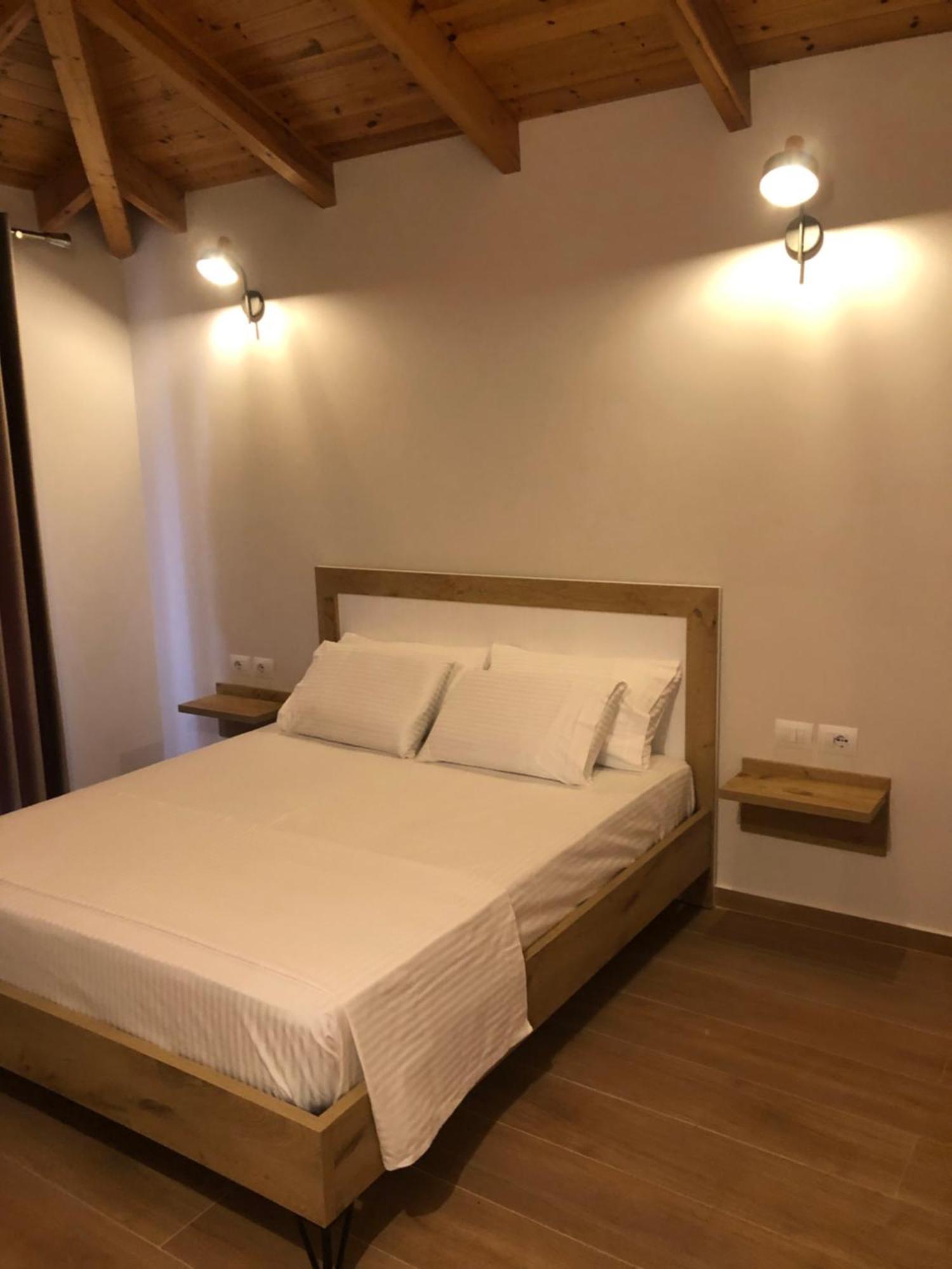 Amazing Familiar Apartments And Rooms Sarandë エクステリア 写真
