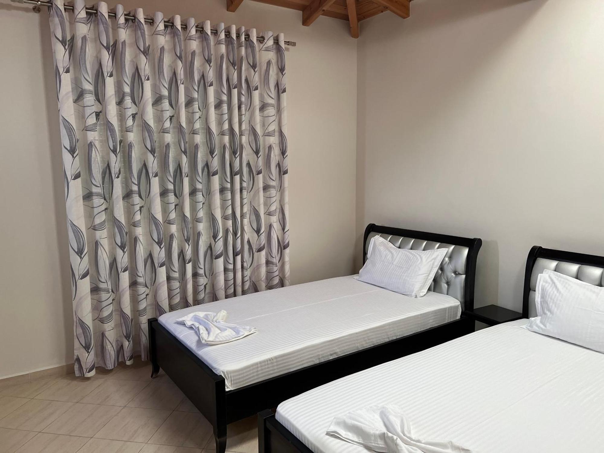 Amazing Familiar Apartments And Rooms Sarandë エクステリア 写真