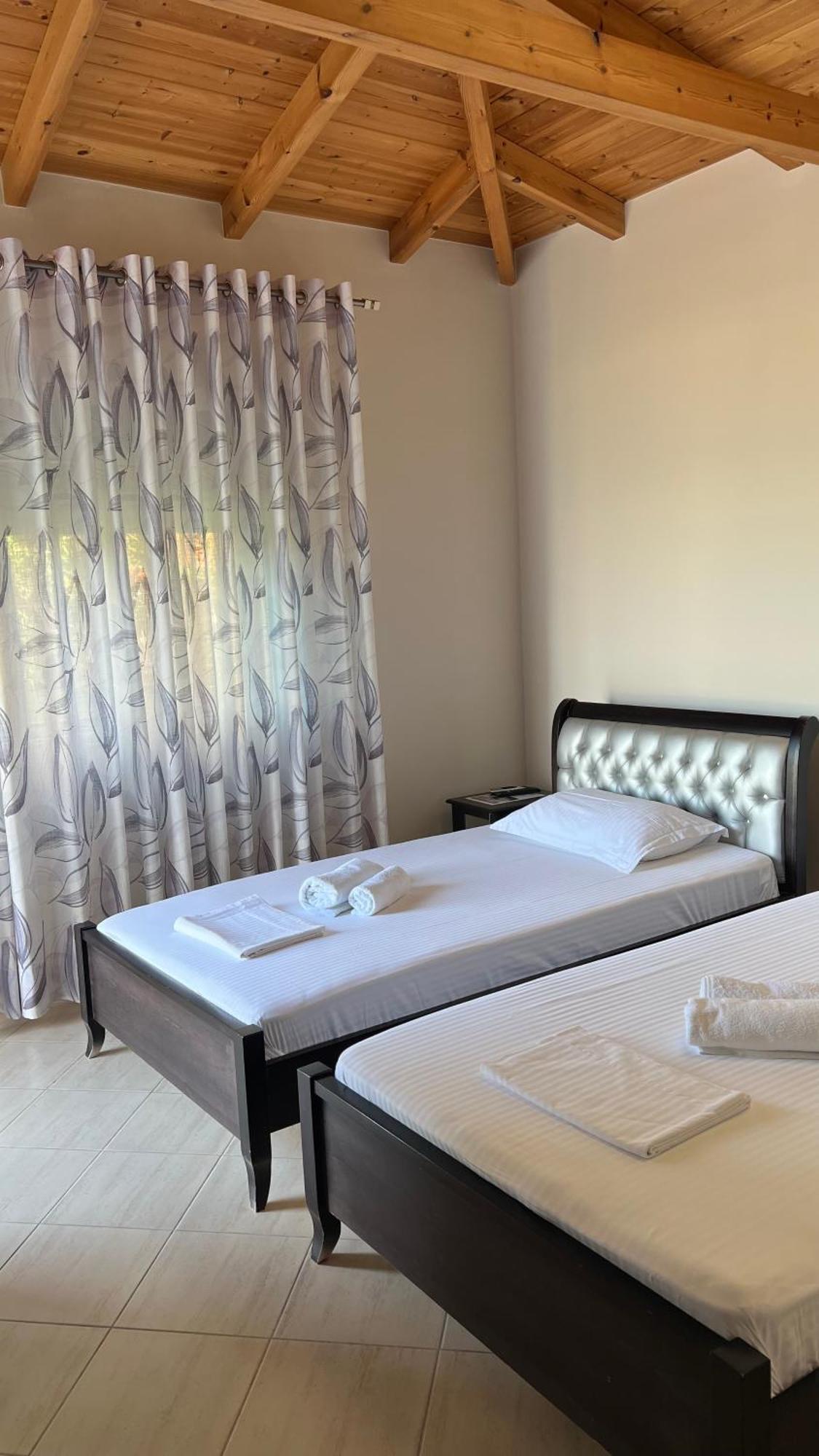 Amazing Familiar Apartments And Rooms Sarandë エクステリア 写真
